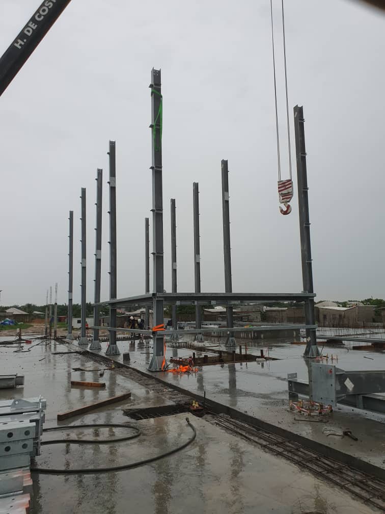 Construction métallique et soudage sur le site sosucam et golar LNG 12