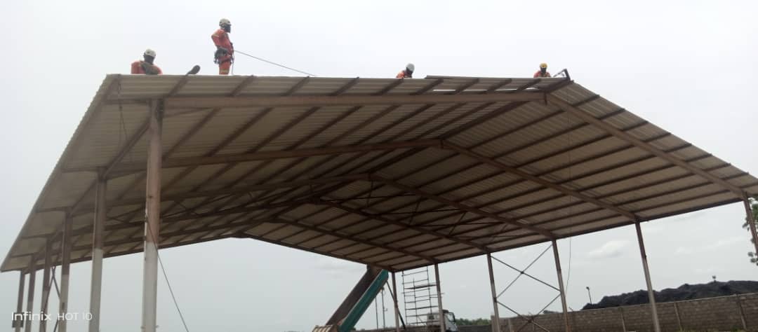 Construction métallique et soudage sur le site sosucam et golar LNG 9