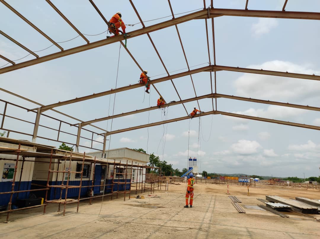 Construction métallique et soudage sur le site sosucam et golar LNG