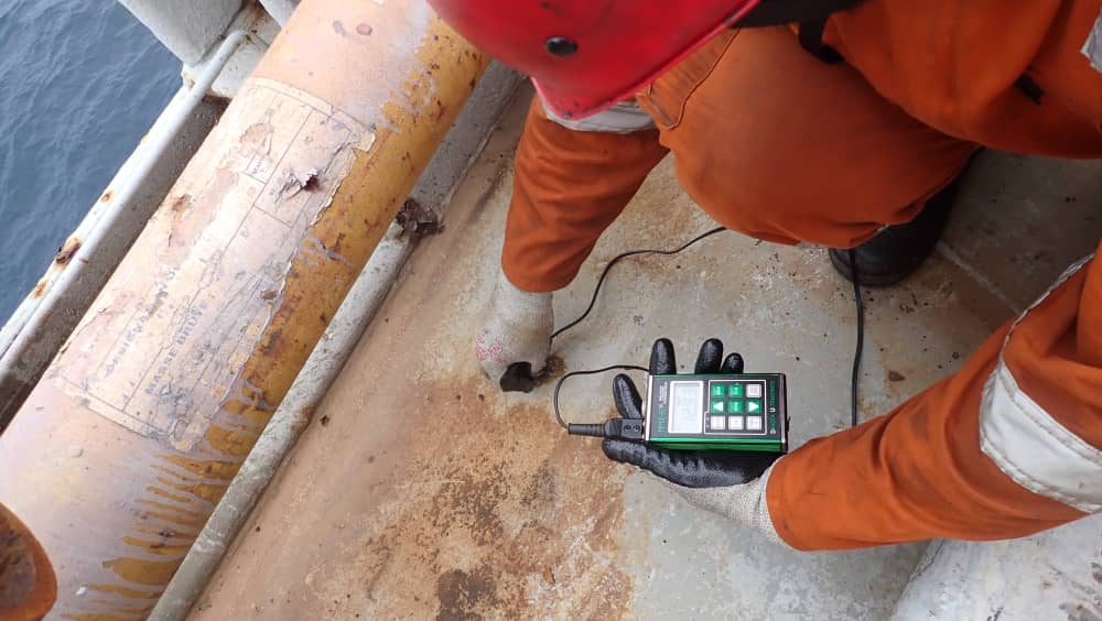 Mesure-epaisseur-(UT)-tank-GOLAR-LNG-Cameroun 3