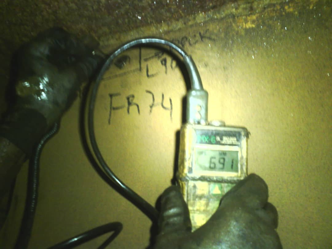 Mesure-epaisseur-tank-Rig Noover-Cameroun 1