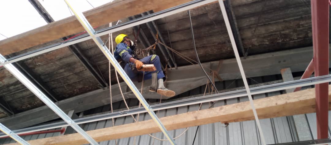 Mettoyage humide des bardages internes savonnière IBI 4