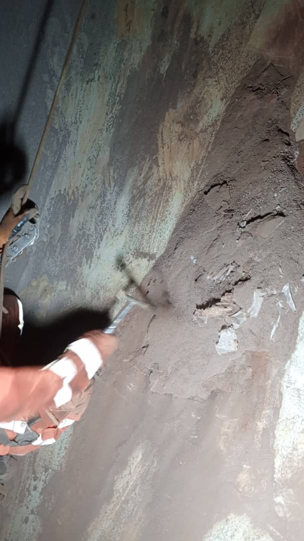 Nettoyage consuites forcés barrage hydroélectrique Nachtigal 6