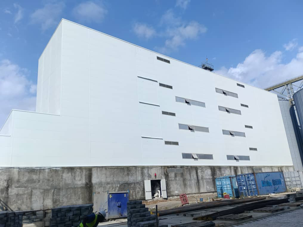 Projet du traitement anti-corrosion (AMPP I) sur le bâtiment et les silos de blé de Broli SA