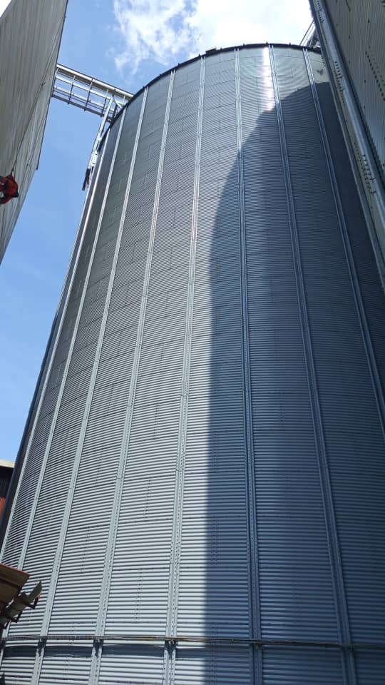 Projet du traitement anti-corrosion (ARMPP I) sur le bâtiment et les silos a blé de Broli SA 25