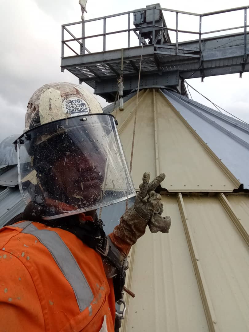 Projet du traitement anti-corrosion (ARMPP I) sur le bâtiment et les silos a blé de Broli SA 28