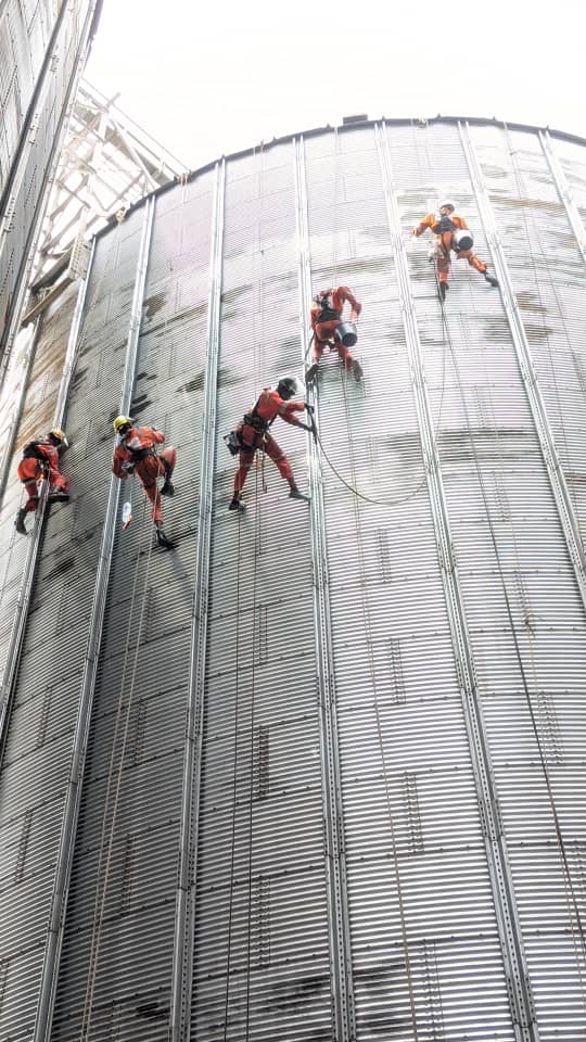 Projet du traitement anti-corrosion (ARMPP I) sur le bâtiment et les silos a blé de Broli SA 8