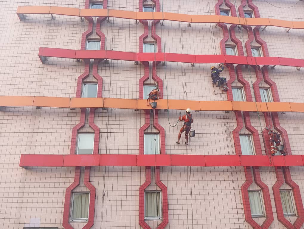 Ravalement des façades de l&rsquo;Hôtel IBIS