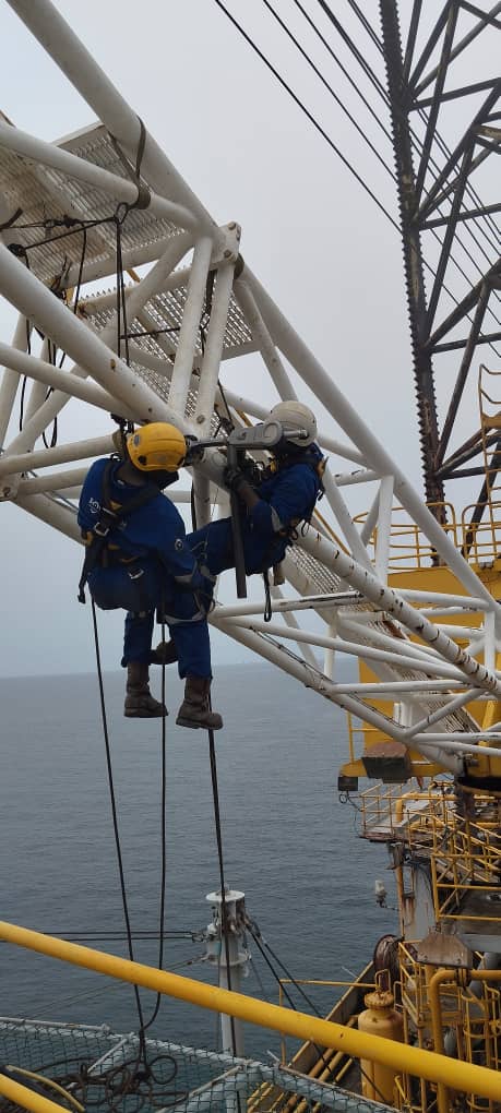 Serrage de la boulangerie de la grue du Rig Balder