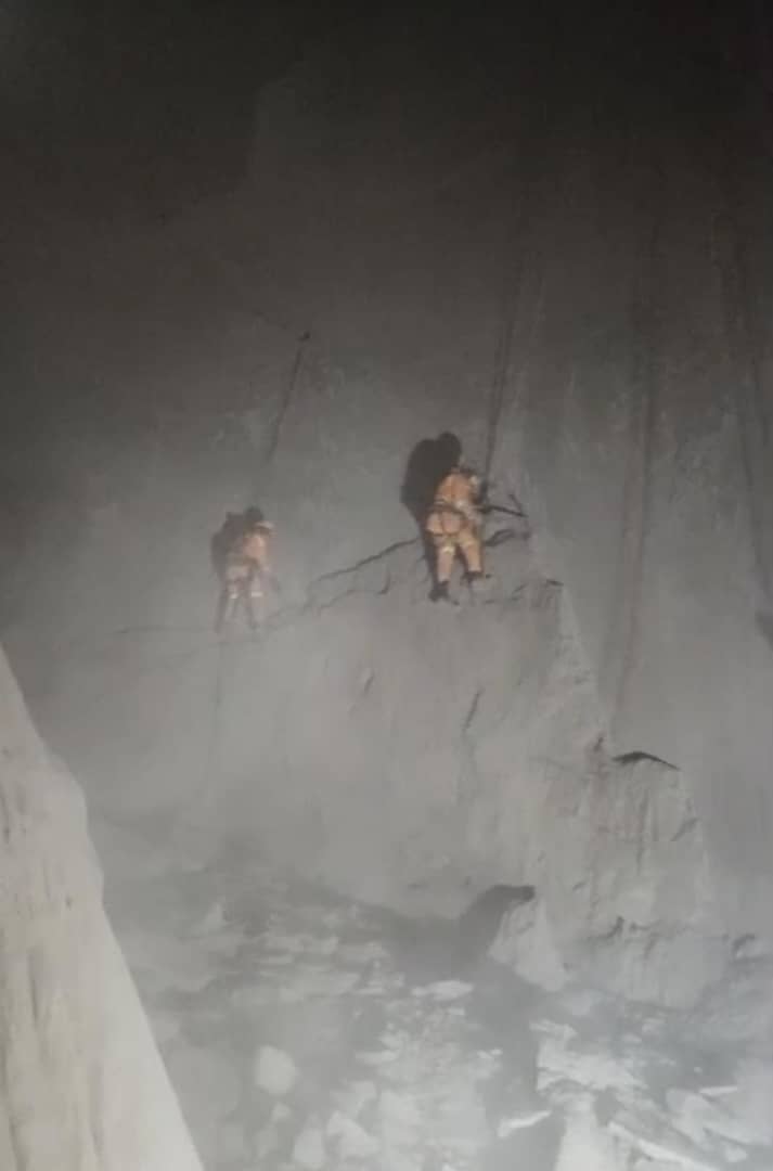 Nettoyage des bardages dans les cimenteries 85